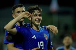 开云APP-捷克主场失利乌拉圭，小组前进受阻