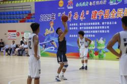 开云体育平台APP-关于紧张对决，球员们在赛场上全情投入，争取最终胜利的信息