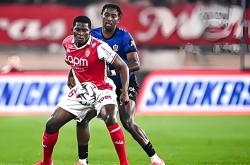 开云APP-利物浦主场2-3负塞维利亚，欧冠卫冕冠军遭遇惨败