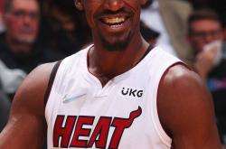 开云体育-勇士客场逆转公牛，十连胜稳坐榜首