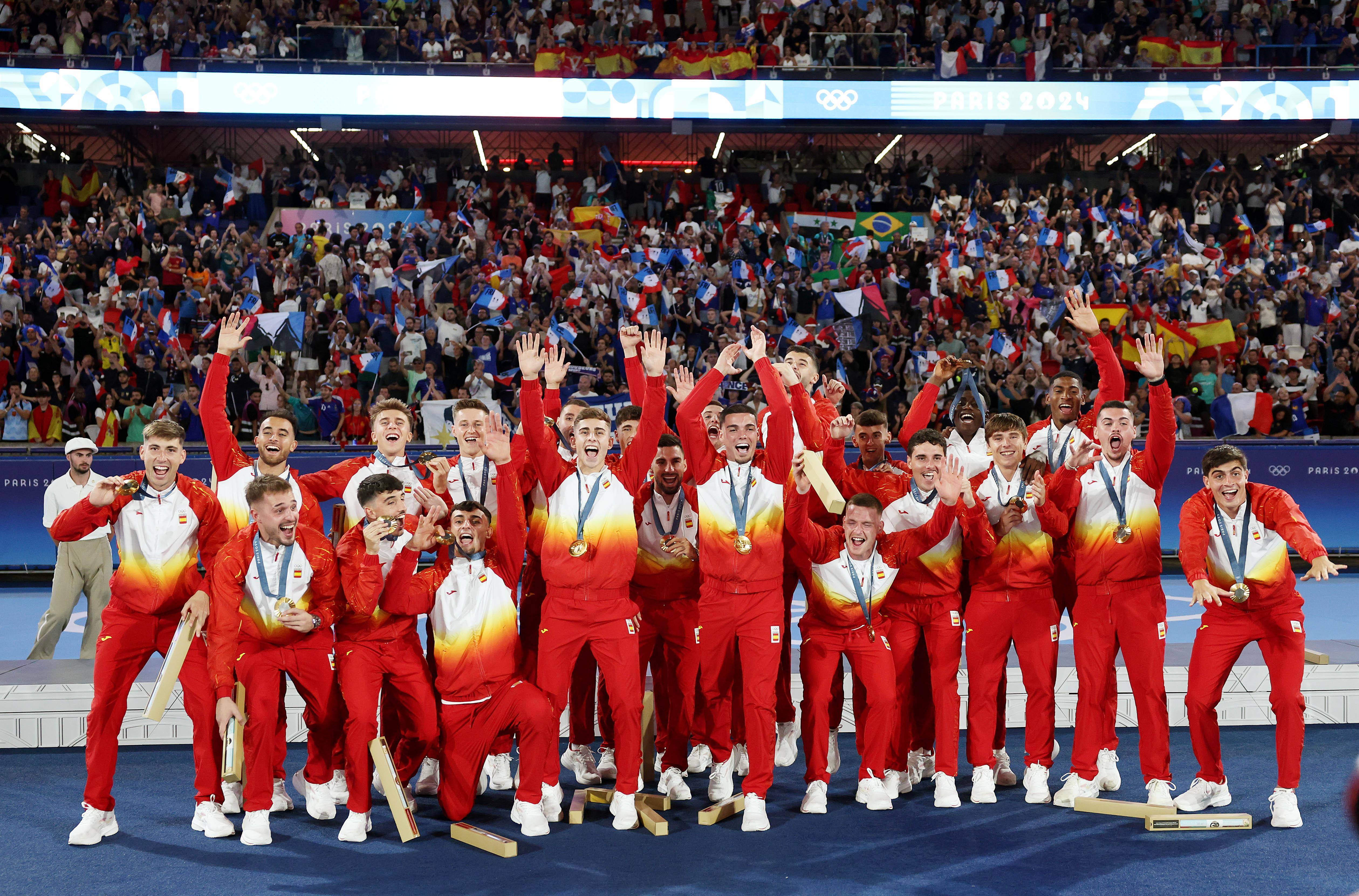 西班牙球队在国内联赛中力压对手 西班牙球队在国内联赛中力压对手