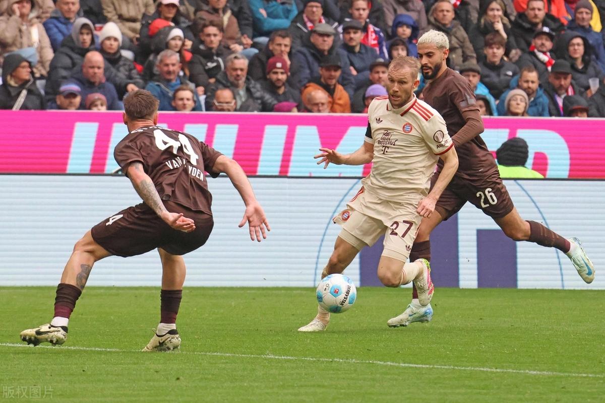 奥格斯堡客场不敌对手,连续三场失利的简单介绍 奥格斯堡客场不敌对手,连续三场失利的简单介绍