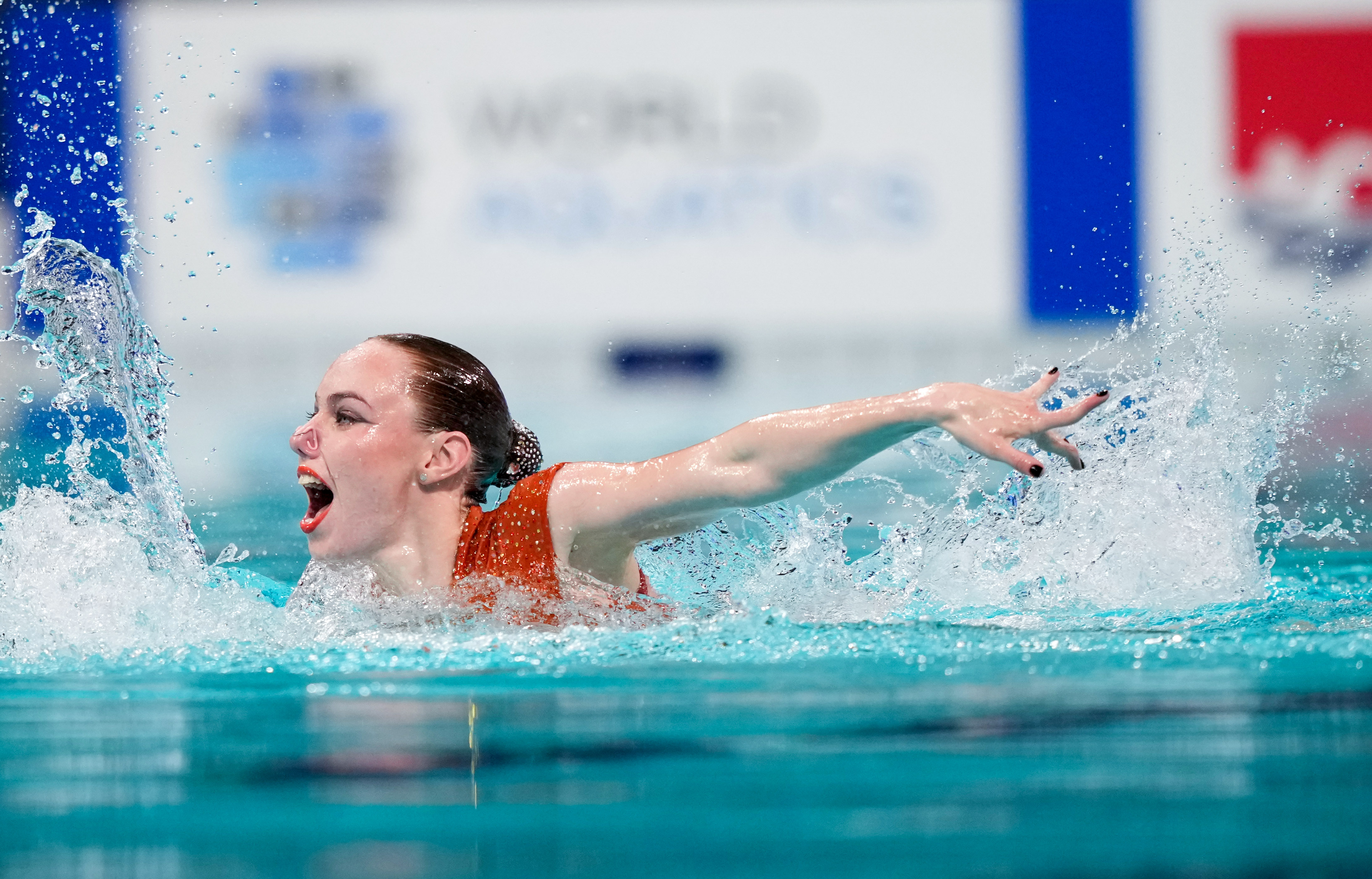 捷克运动员在花样游泳比赛中创造佳绩,夺冠 捷克运动员在花样游泳比赛中创造佳绩,夺冠