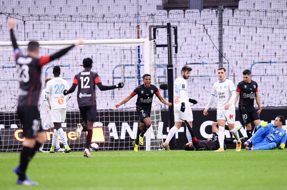 马赛客场比击败尼斯，积分榜上攀升