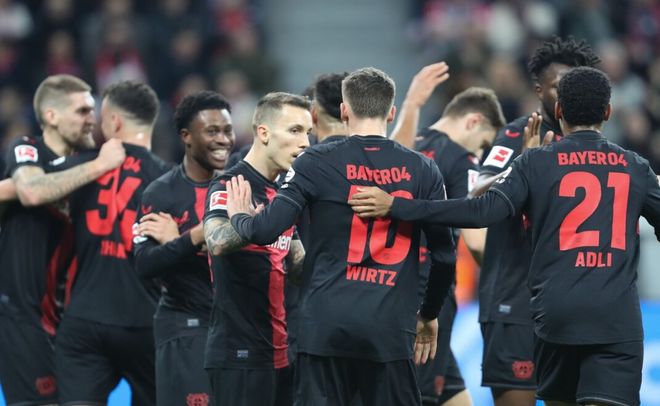 德甲联赛开启新赛季，豪门齐聚争夺德国足坛霸主称号