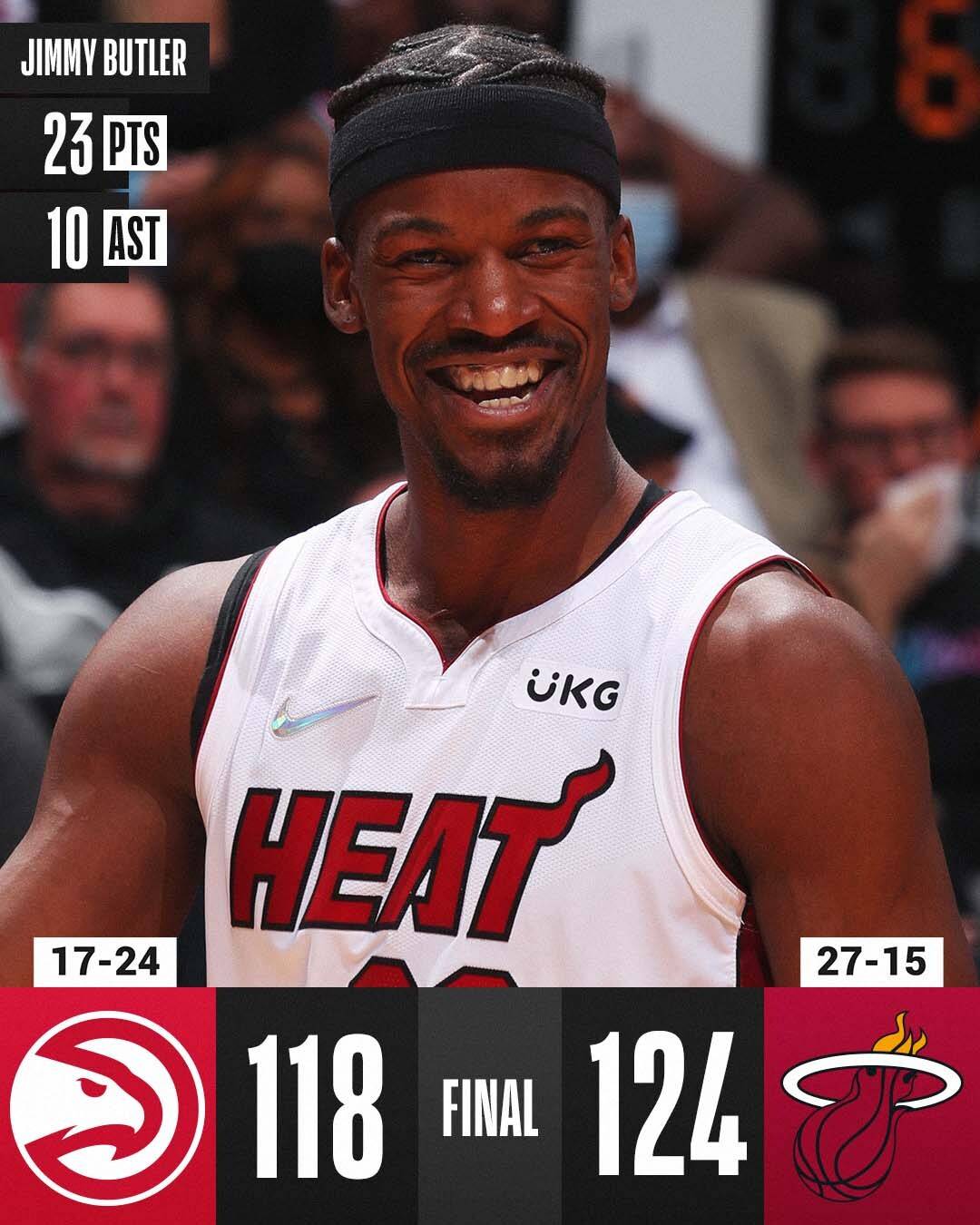 勇士客场逆转公牛,十连胜稳坐榜首 勇士客场逆转公牛,十连胜稳坐榜首