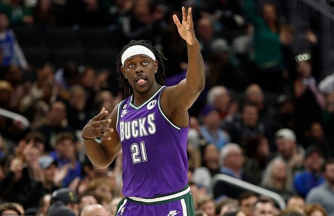 雄鹿逆转热火取得两连胜