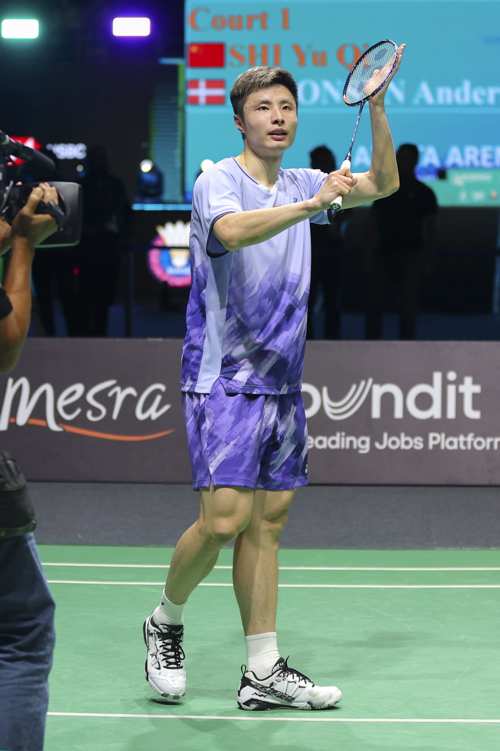 包含泰国队完胜马来西亚队，石宇奇统治全场的词条